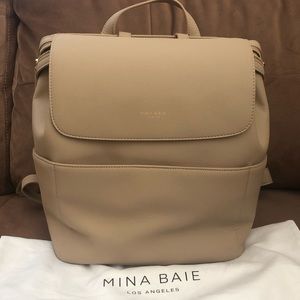 Mina Baie - MIDI Kinney in Sand